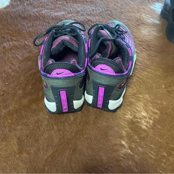 NIKE AIR SCARN SNEAKERS - Picture 4 of 8